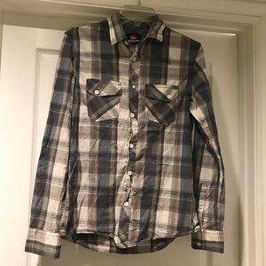 Quicksilver men’s shirt
